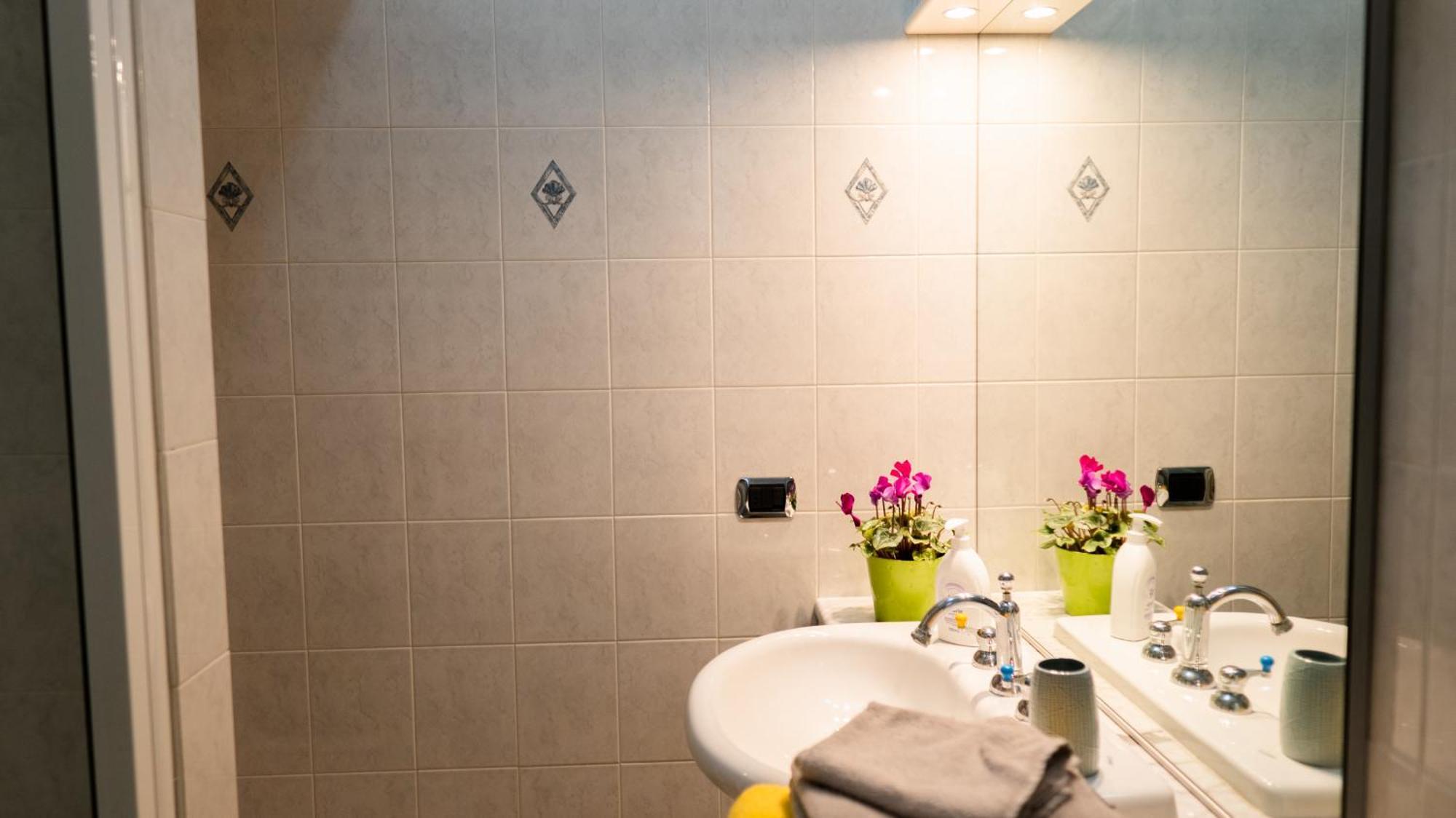 Casa Raffaella, Comodo E Tipico Bilocale Nel Centro Di Milano Εξωτερικό φωτογραφία